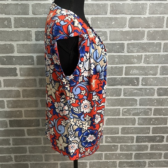 Women’s Liz Claiborne Sleeveless Blouse - Picture 6 of 8